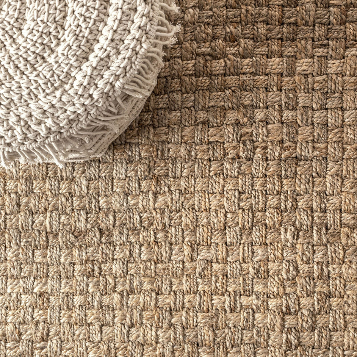Estera Hand Woven Boucle Chunky Jute Area Rug