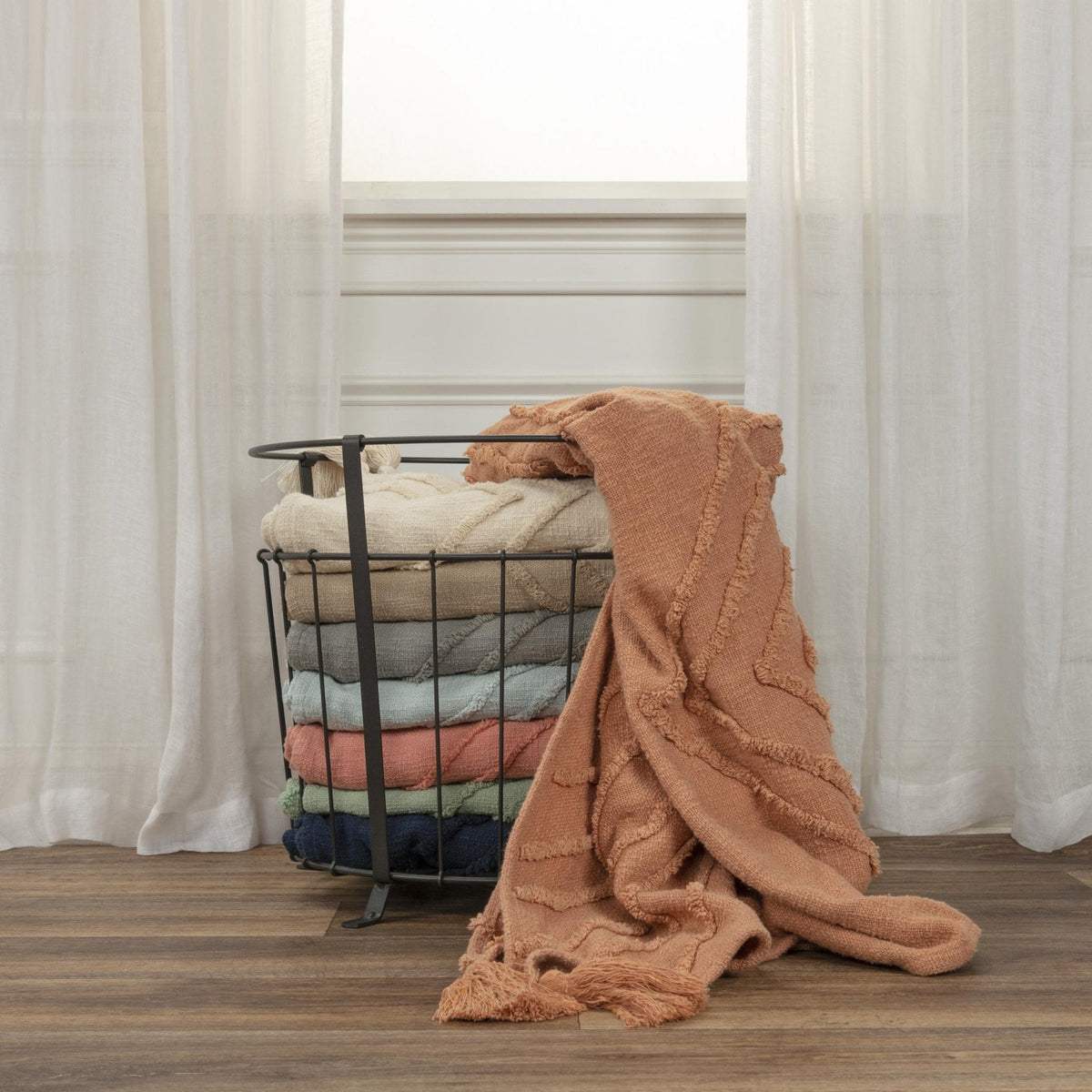 Geometric 100% Woven Textured Cotton Throw