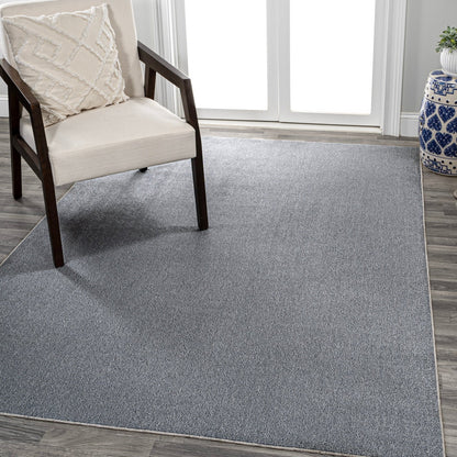 Twyla Classic Solid Low-Pile Machine-Washable Area Rug